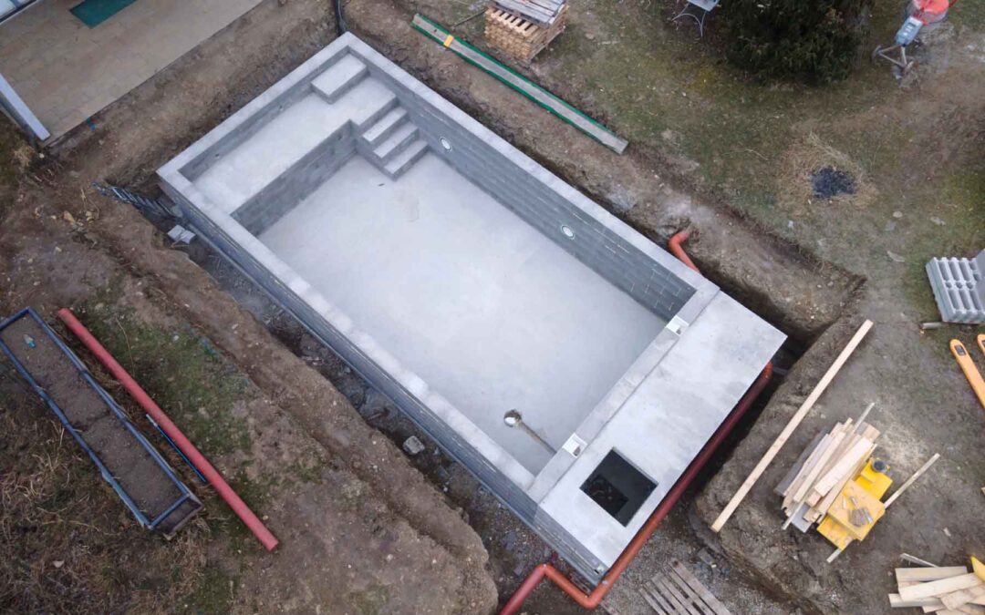 Piscine interrate in cemento armato, acciaio o vetroresina? | Verde&Acqua